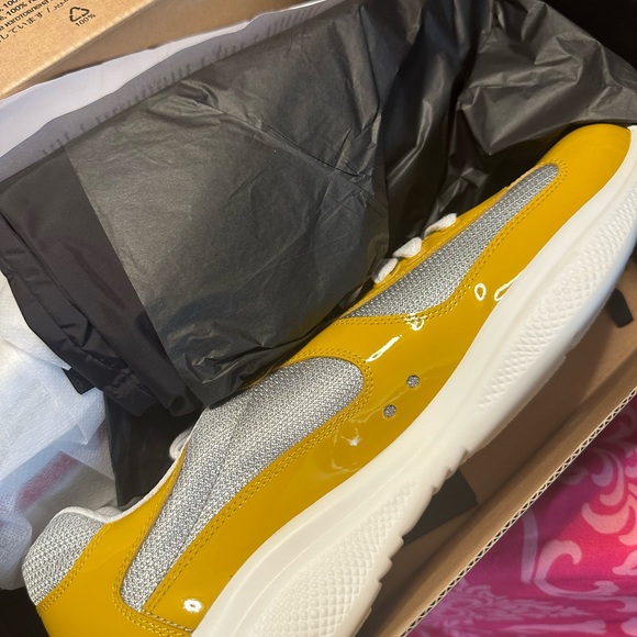 Brand brand new never wear  send me a offer i have receipts - Picture 4 of 5